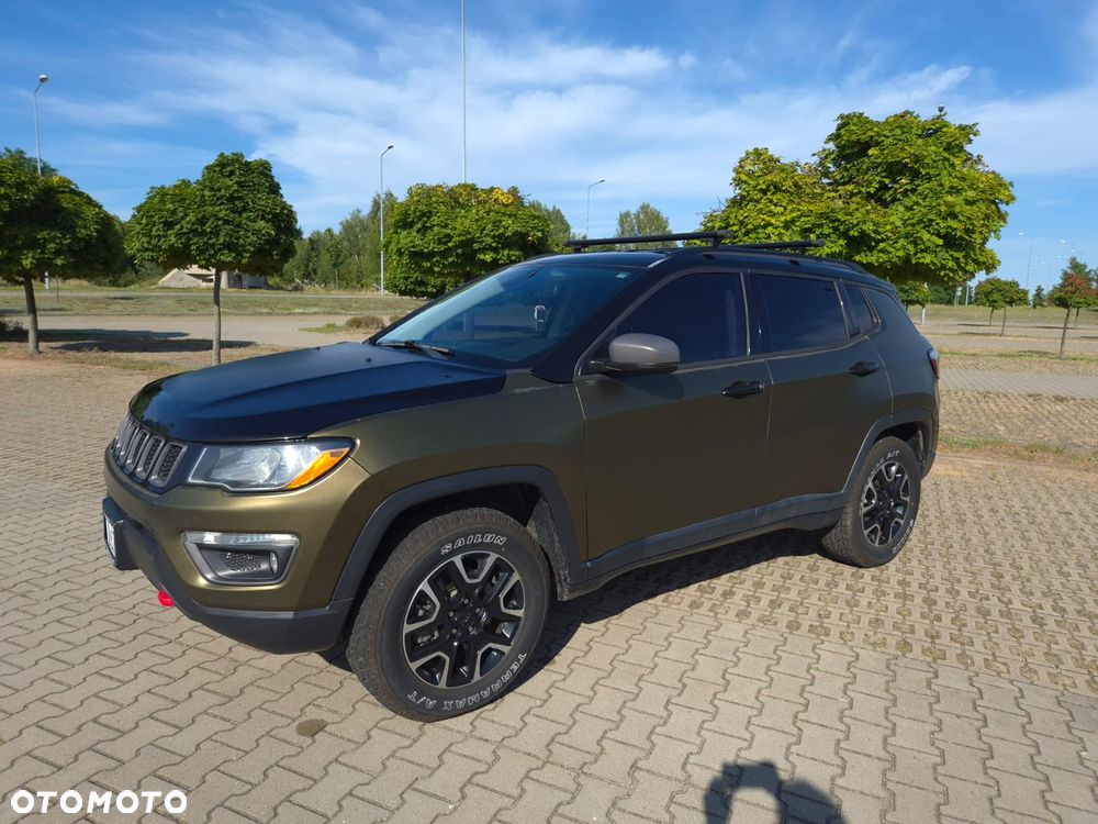 Jeep Compass - 1
