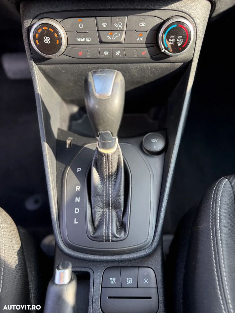 Ford Fiesta - 9