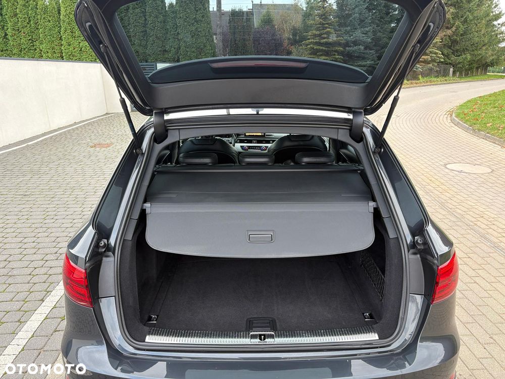 Audi A4 Avant 2.0 TDI S tronic - 26