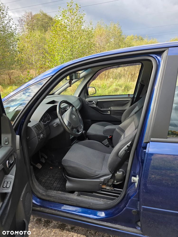 Opel Meriva 1.6 16V Cosmo - 10