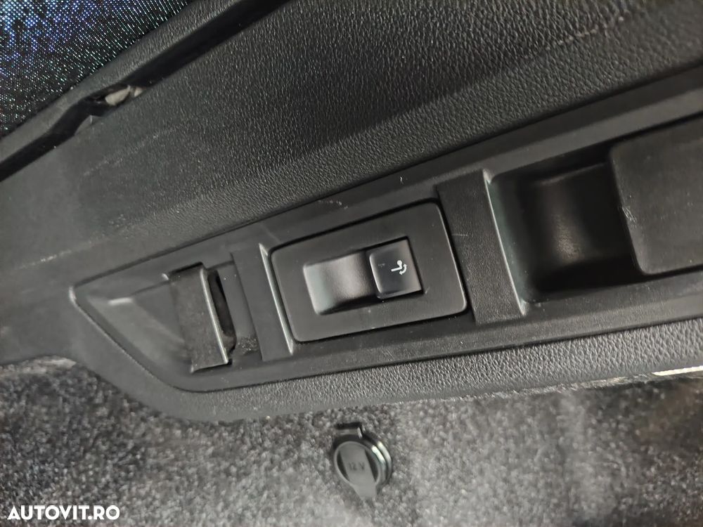 Skoda Octavia 2.0 TDI DSG Exclusive - 36
