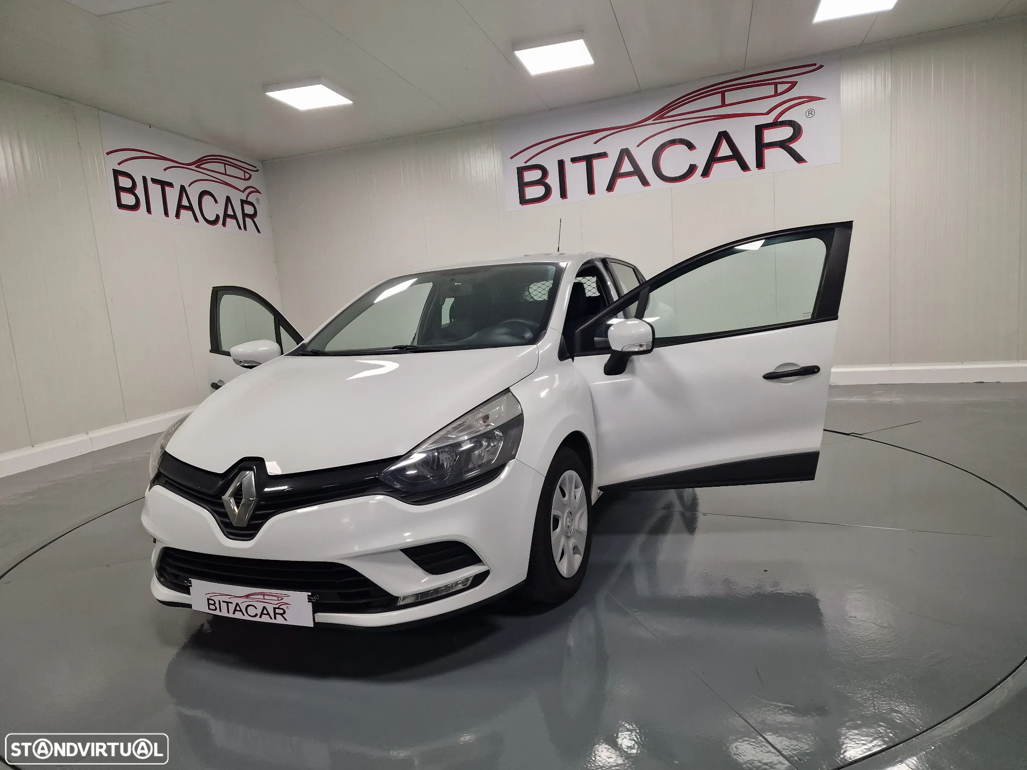 Renault CLIO SOCIETE 1.5 DCI ZEN GPS IVA DEDUTIVEL - 9