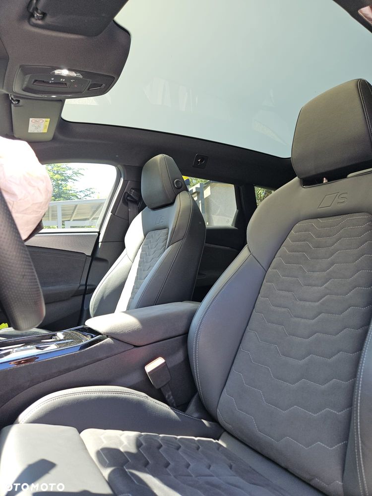 Audi A6 Avant e-tron - 13