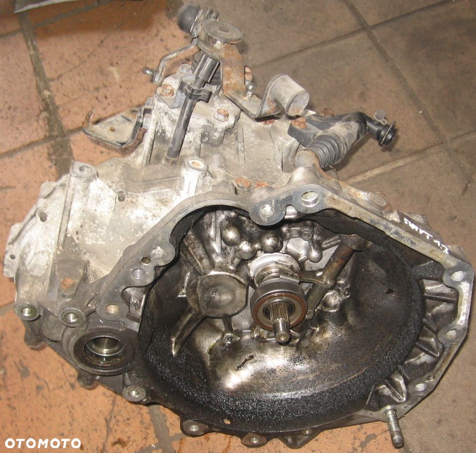 skrzynia biegów SUZUKI SWIFT MK6 1.3 16V ZN3 2004-2010 - 2