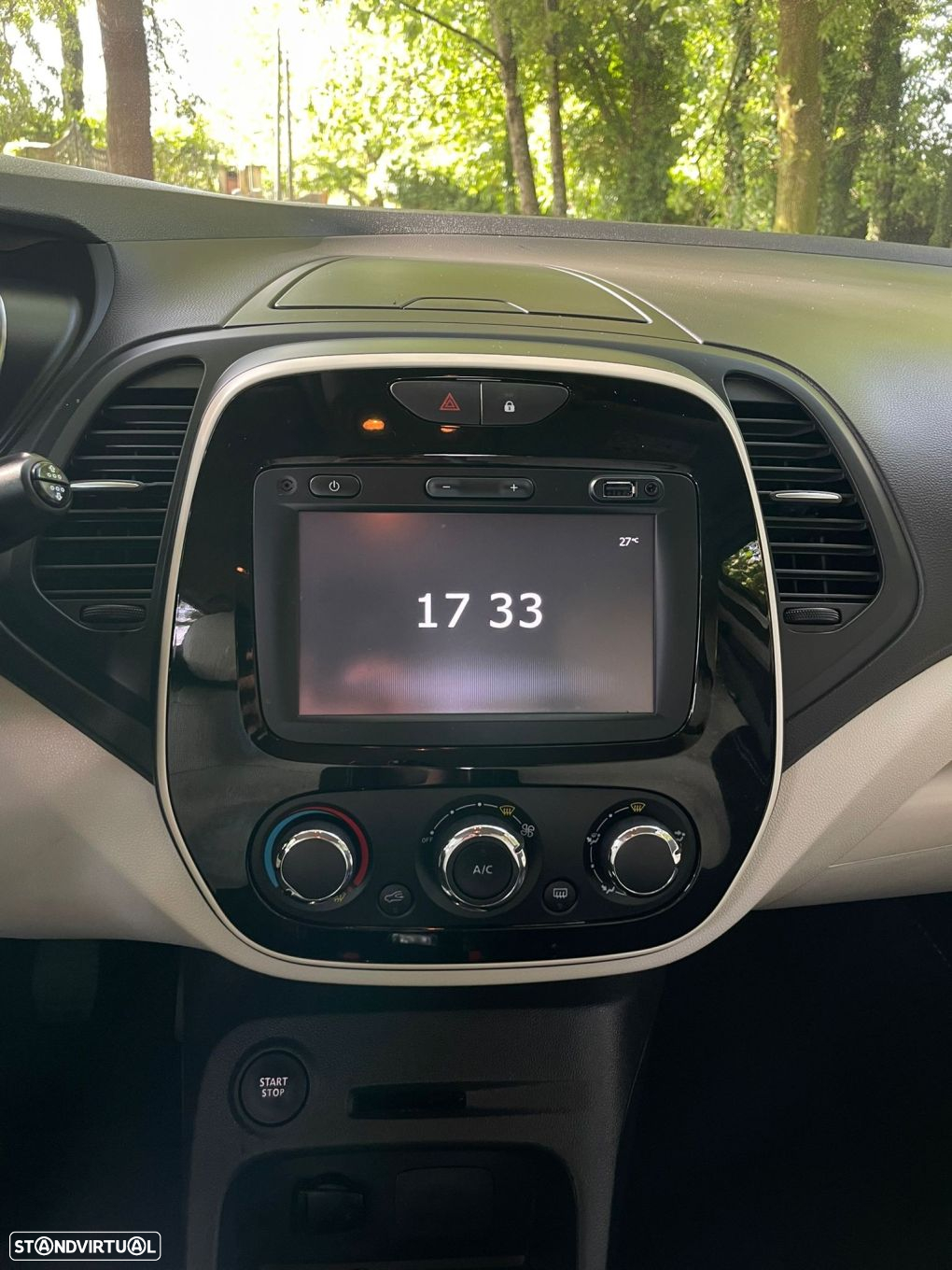 Renault Captur (ENERGY) TCe 90 INTENS - 23