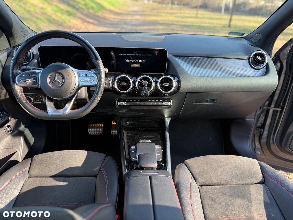 Mercedes-Benz GLA 200 Business Edition - 8