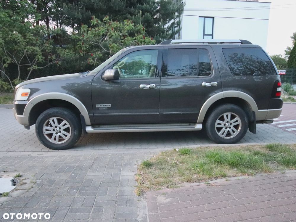 Ford Explorer 4.6 4WD - 7