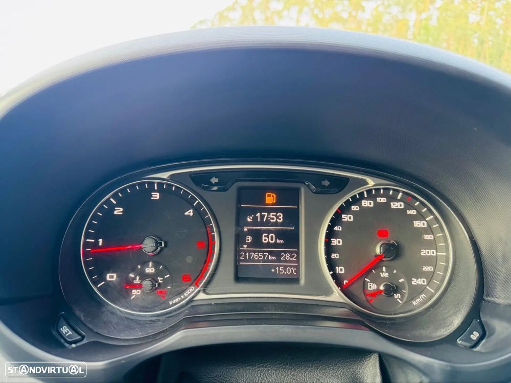 Audi A1 1.6 TDI S-line - 22