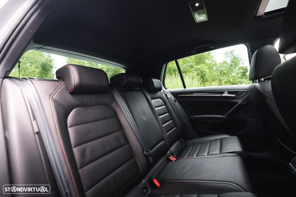 VW Golf GTI Performance BlueMotion DSG - 20