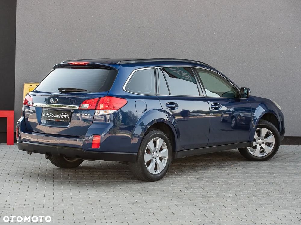 Subaru Outback 2.5i Comfort Navi AT - 3