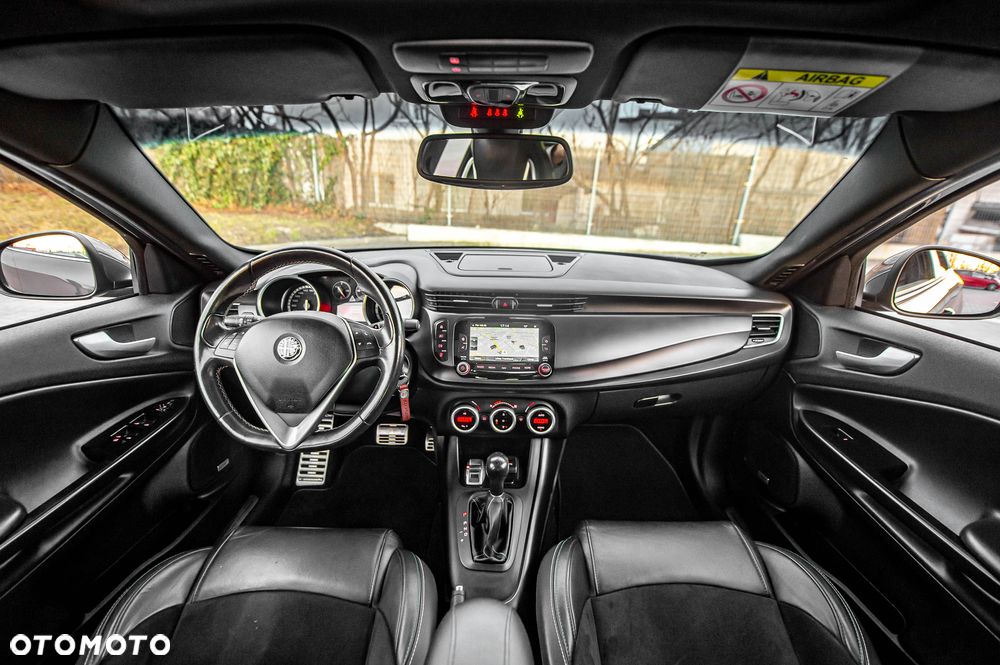 Alfa Romeo Giulietta 1.8 TBi 16V TCT Quadrifoglio Verde - 17