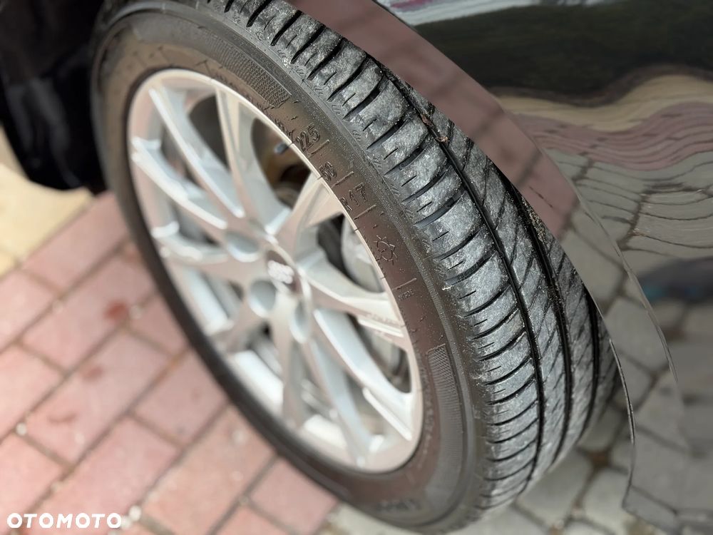 Audi A4 Avant 2.0 TDI S tronic - 14