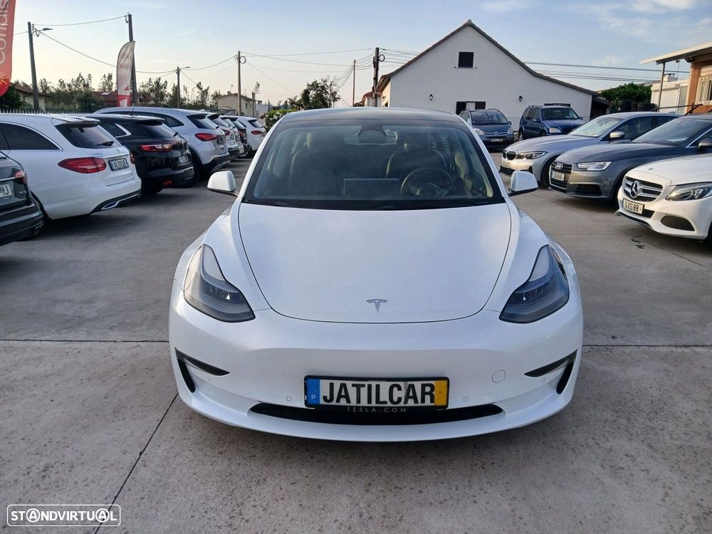 Tesla Model 3 - 1