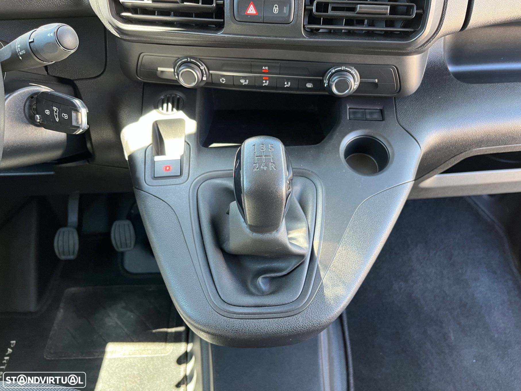 Peugeot Partner 1.5 BlueHDi Asphalt Standard Plus - 15
