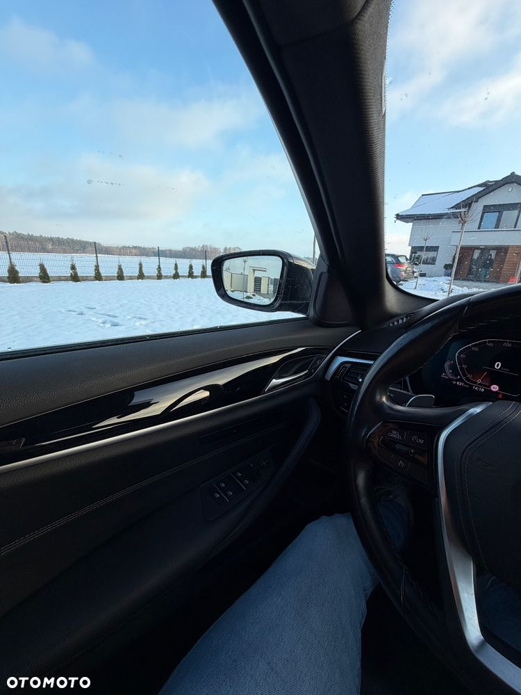 BMW Seria 5 530d Sport Line sport - 10