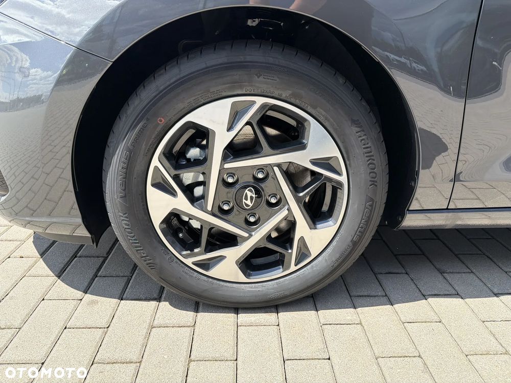 Hyundai i30 1.6 T-GDI Modern DCT - 18