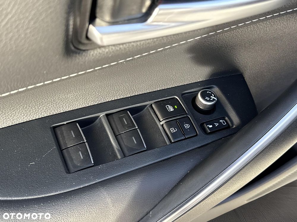 Toyota Corolla 2.0 Hybrid Comfort - 21