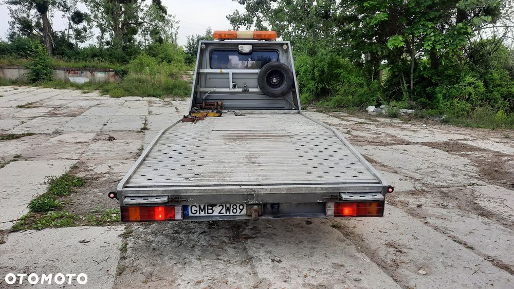 Mercedes-Benz Sprinter - 5