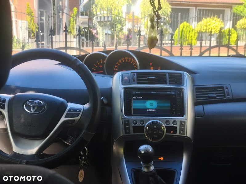 Toyota Verso 2.0 D-4D Sol plus - 5