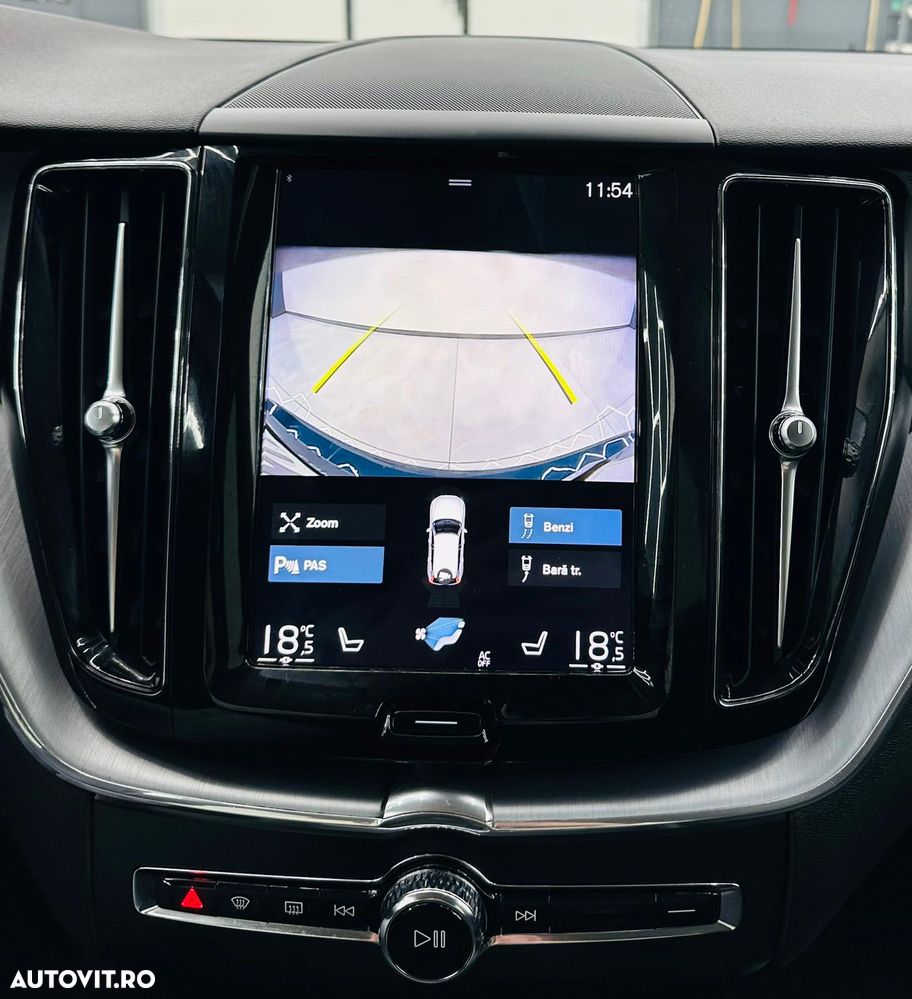 Volvo XC 60 D3 Momentum Pro - 27