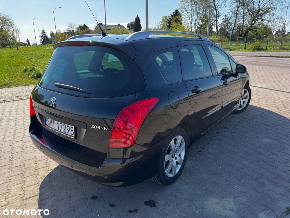 Peugeot 308 1.6 Premium - 4