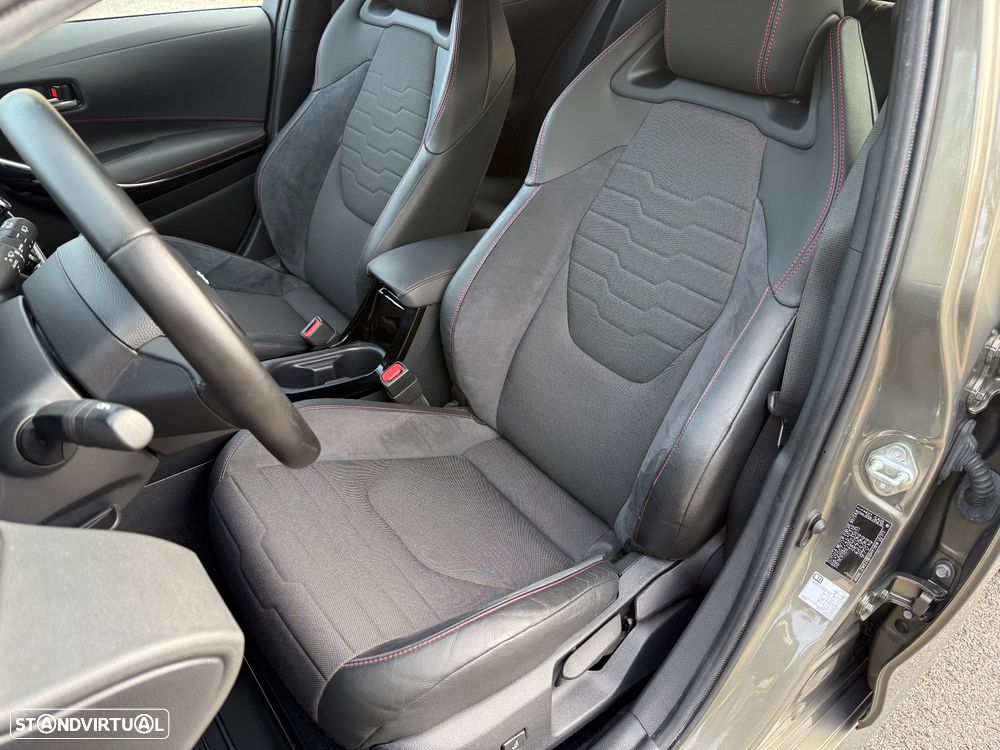 Toyota Corolla 1.8 Hybrid Exclusive - 13