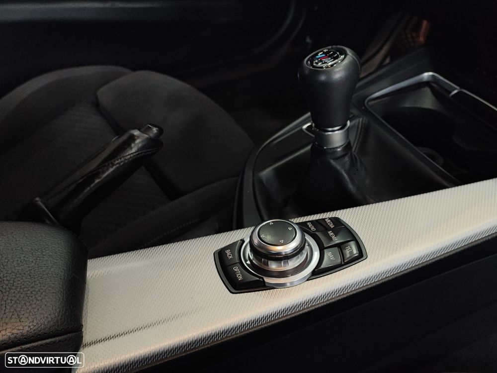 BMW 320 d Pack M Shadow - 41