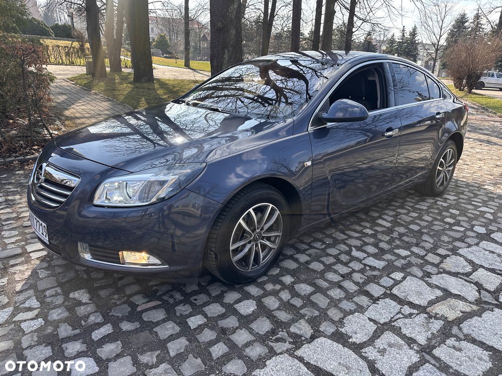 Opel Insignia 1.8 Cosmo - 1
