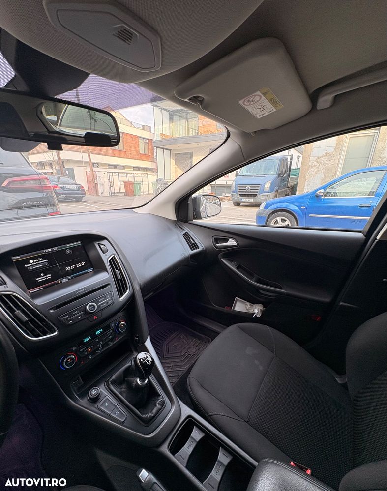 Ford Focus 1.0 EcoBoost ST-Line - 6