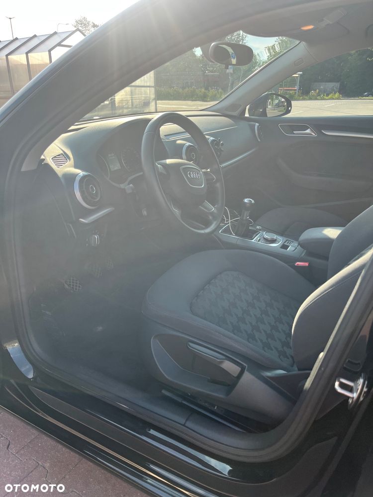 Audi A3 Sportback 1.4 TFSI Ambition - 32