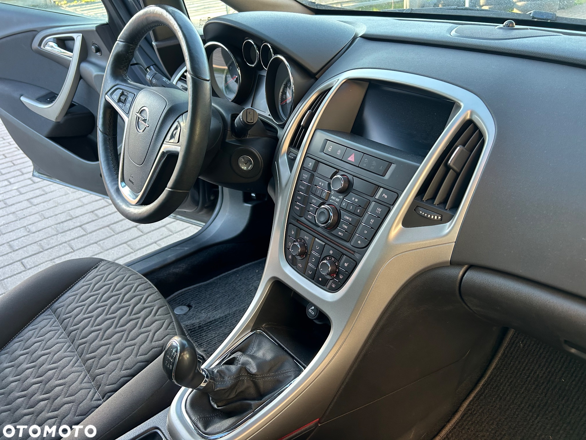 Opel Astra 1.4 Turbo Color Edition - 8