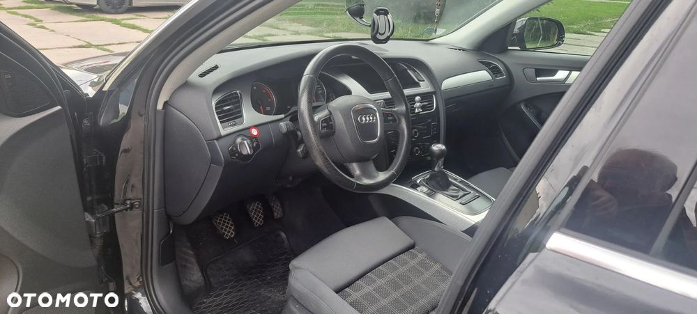 Audi A4 Avant 2.0 TDI DPF Attraction - 5