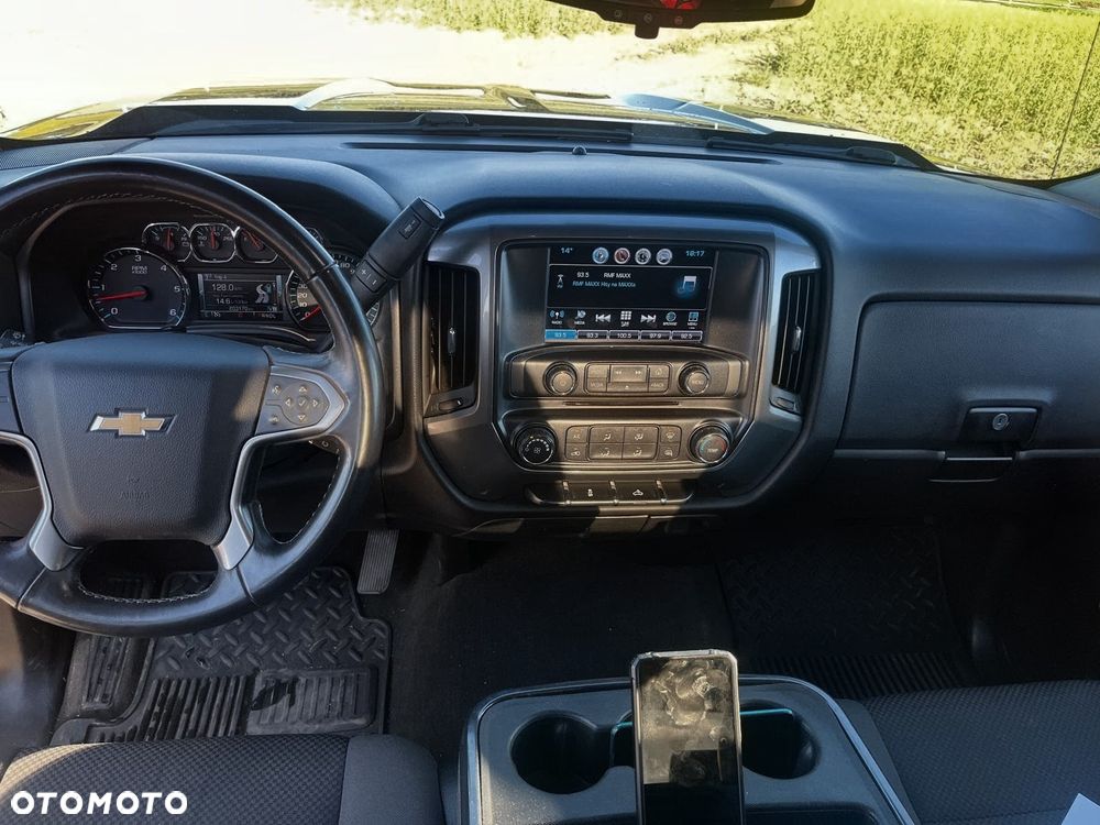 Chevrolet Silverado - 8