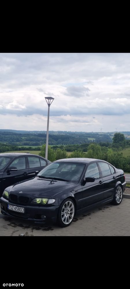 BMW Seria 3 325i - 2