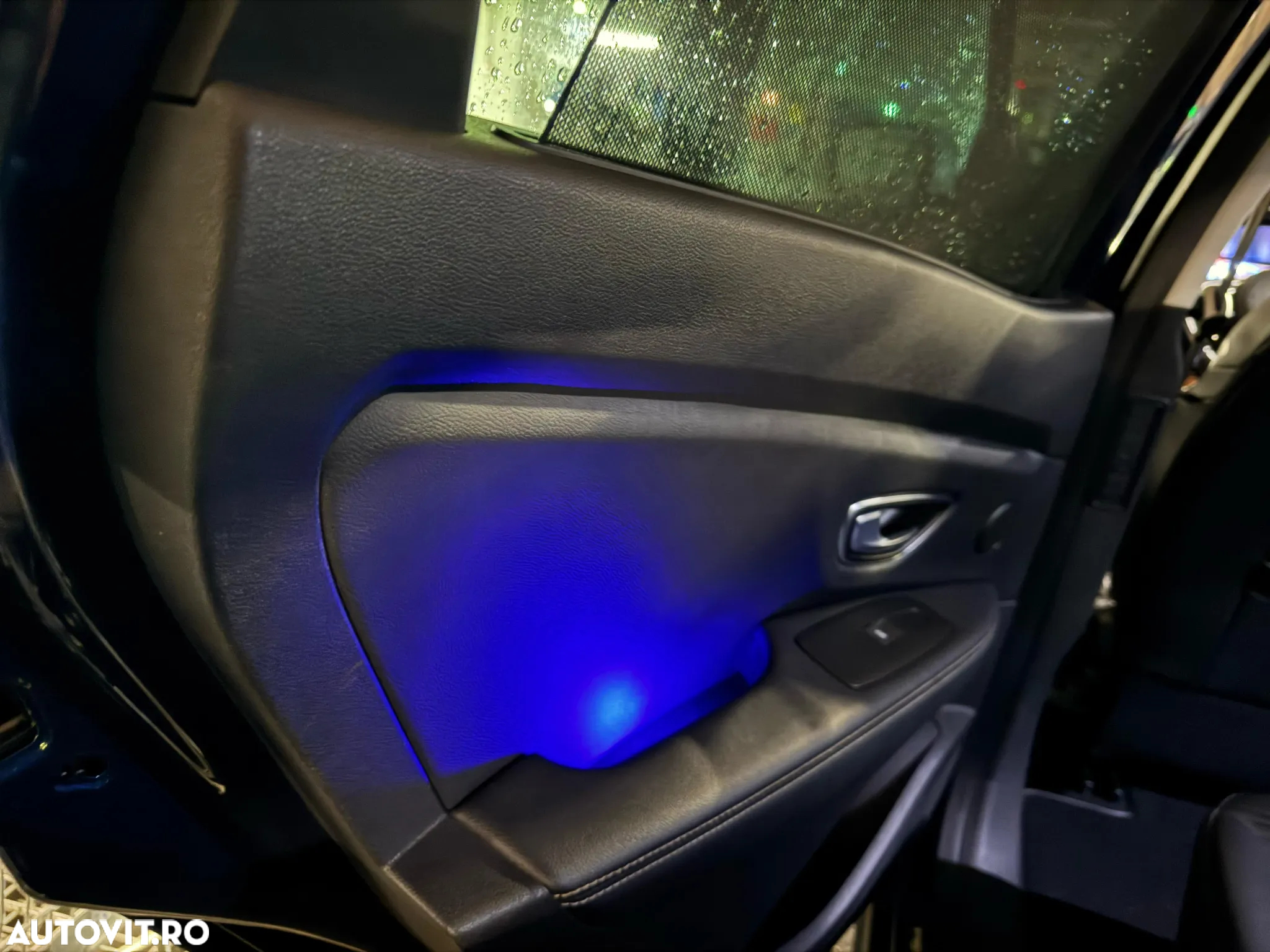Renault Scenic BLUE dCi 120 EDC BOSE EDITION - 39