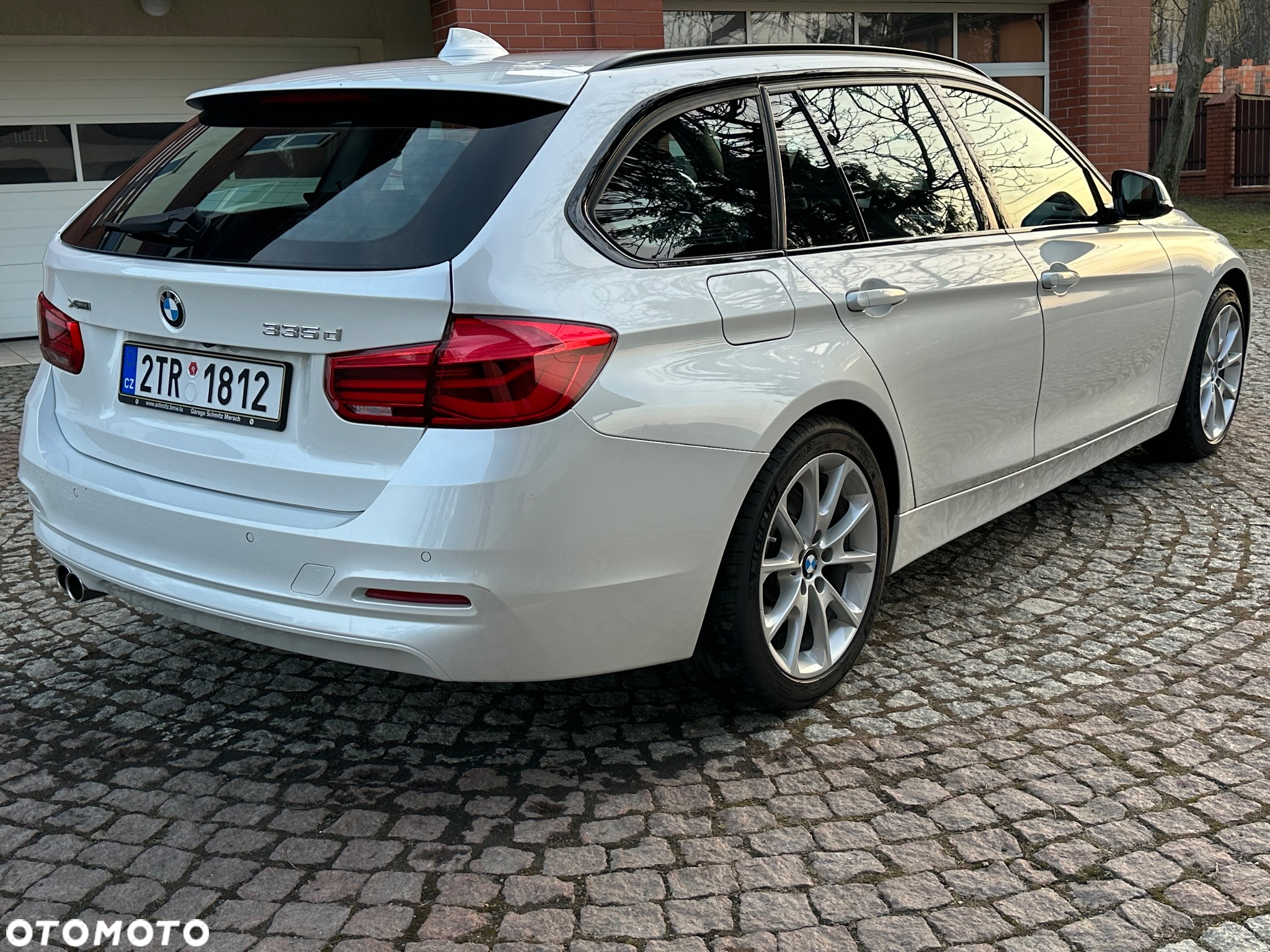BMW Seria 3 335d Touring xDrive Luxury Line - 27