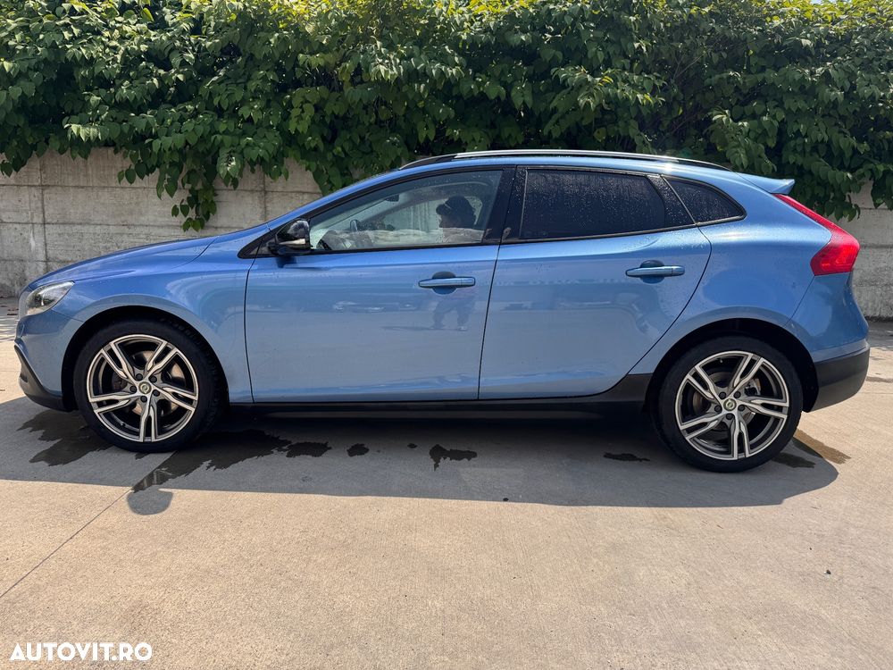 Volvo V40 D3 Aut Momentum - 8