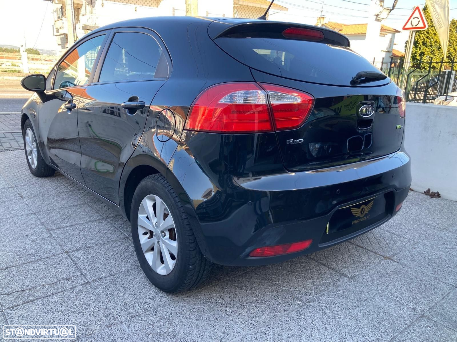 Kia Rio 1.4 CRDi TX Sport - 11