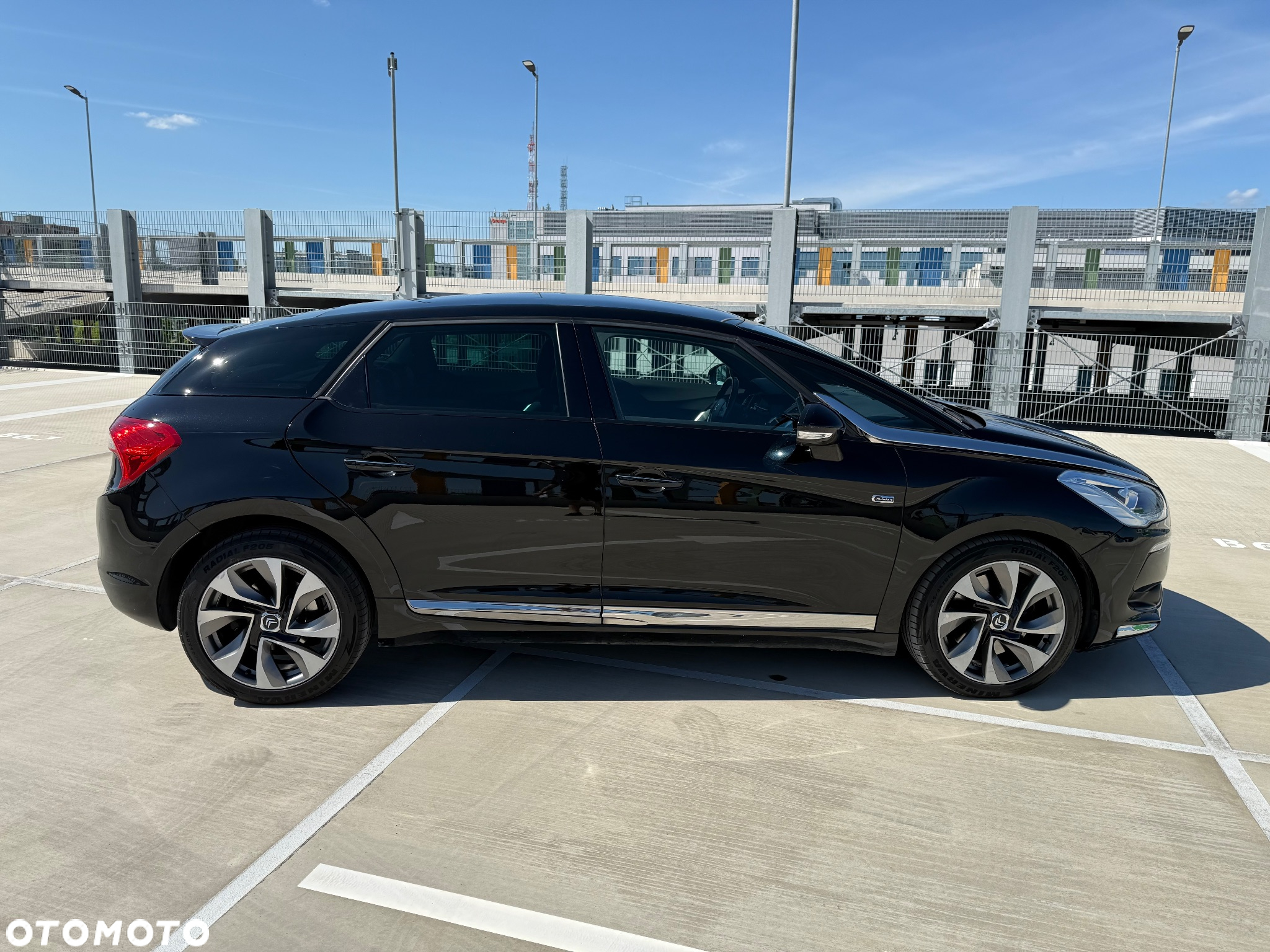 Citroën DS5 Hybrid4 EGS6 SportChic - 9
