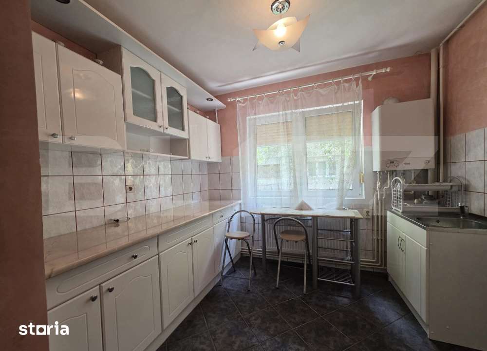 Apartament cu 2 camere de inchiriat, 55 mp, zona Micro 16 Satu Mare — fotografia 3