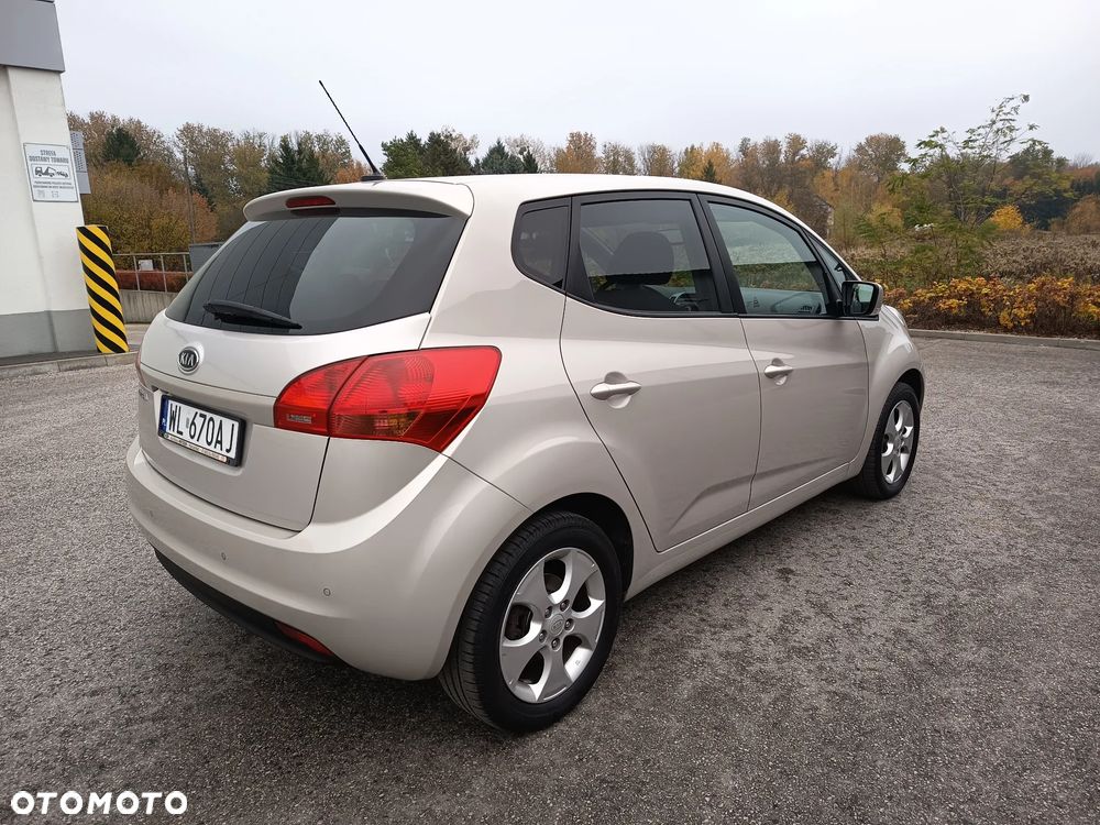 Kia Venga 1.6 CVVT ISG Spirit - 10