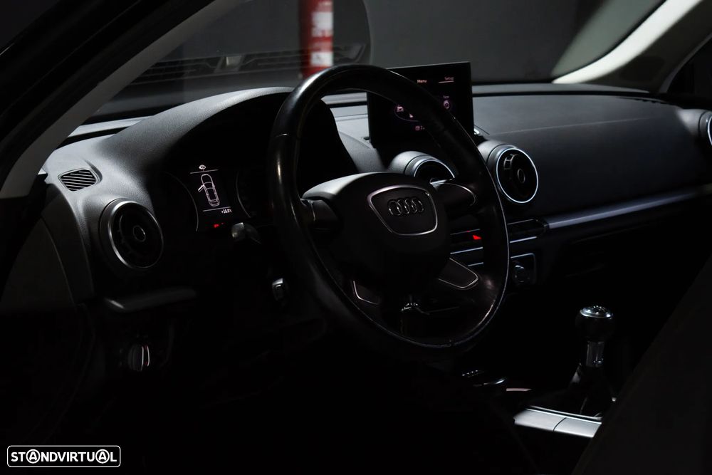 Audi A3 2.0 TDI Attraction - 18