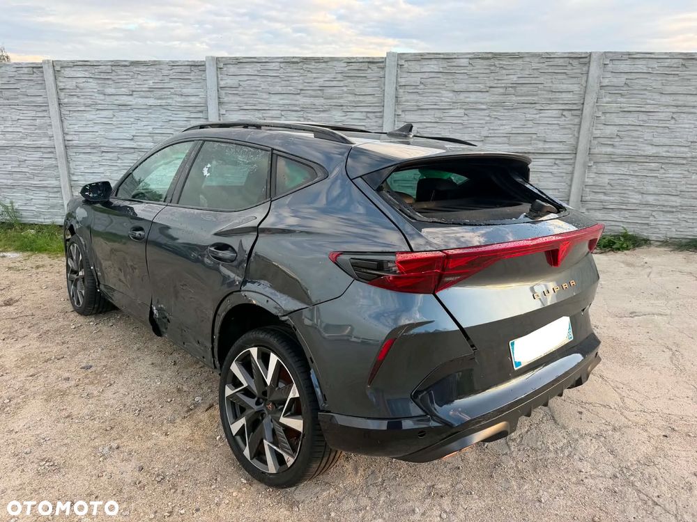 Cupra Formentor 1.5 e-Hybrid DSG VZ - 33