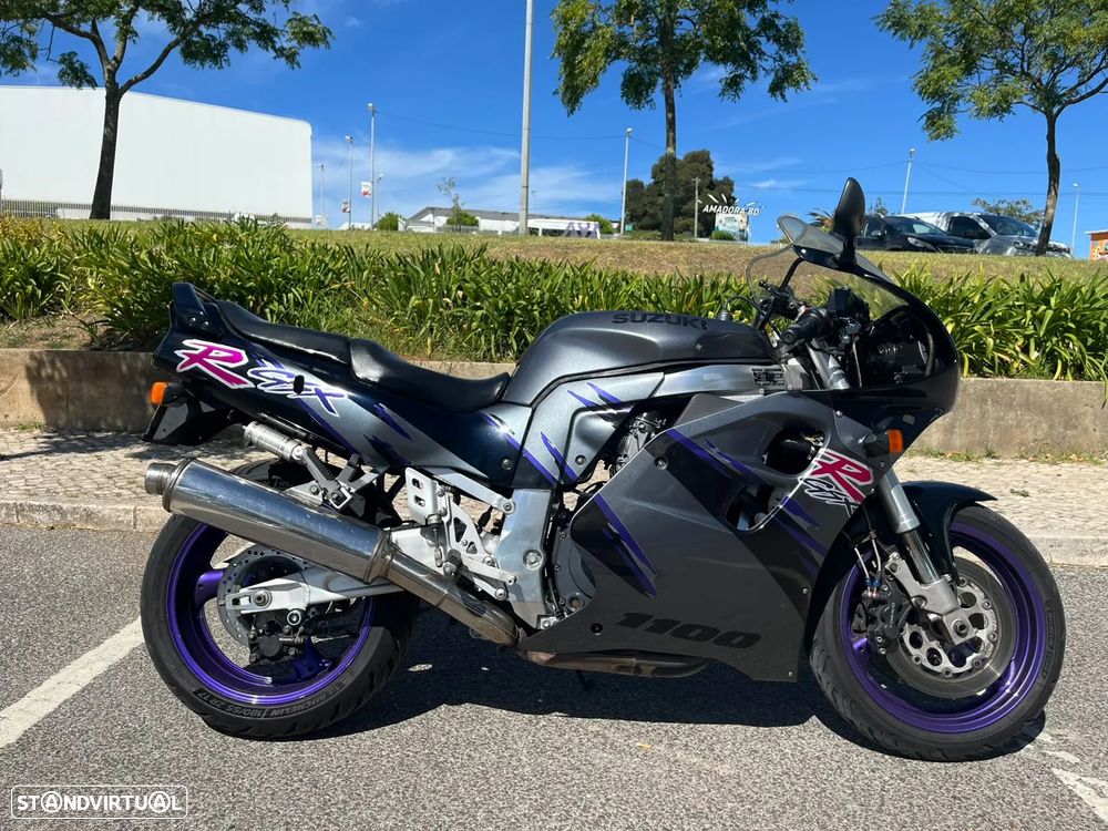 Suzuki GSX-R - 1
