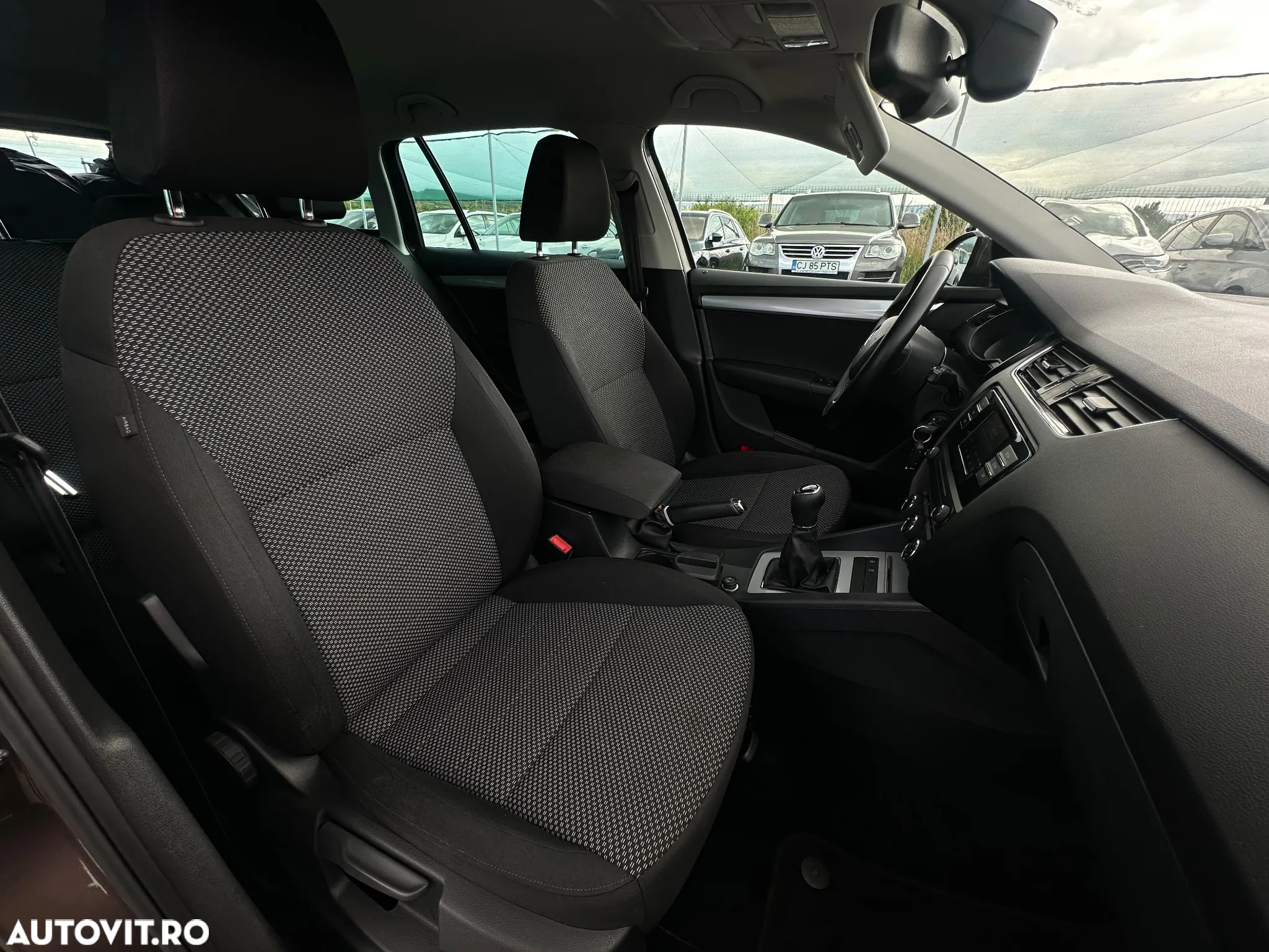 Skoda Octavia 1.6 TDI 4x4 Style - 26