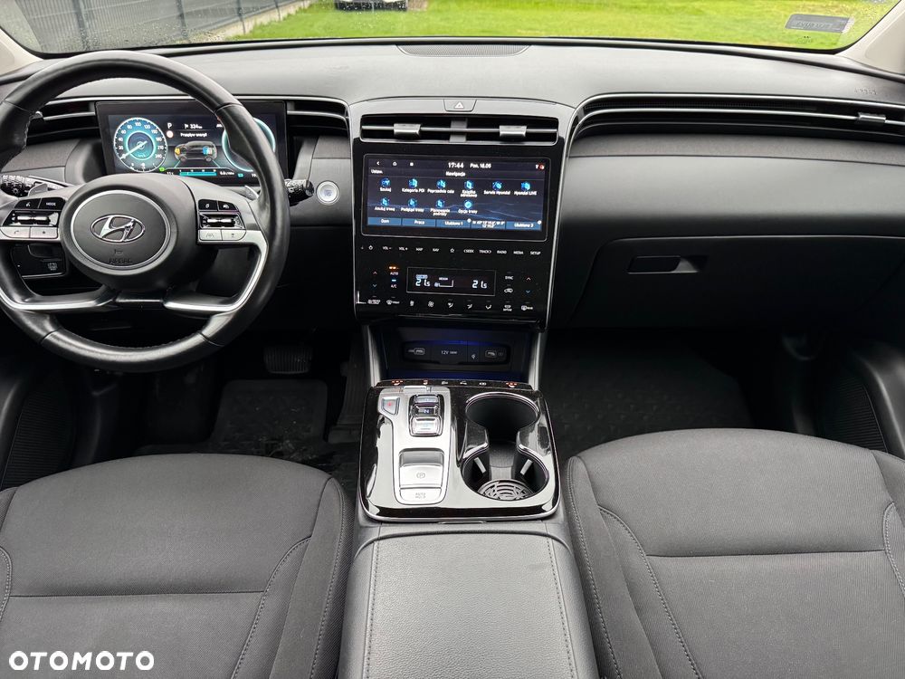 Hyundai Tucson 1.6 T-GDi HEV Modern 2WD - 12