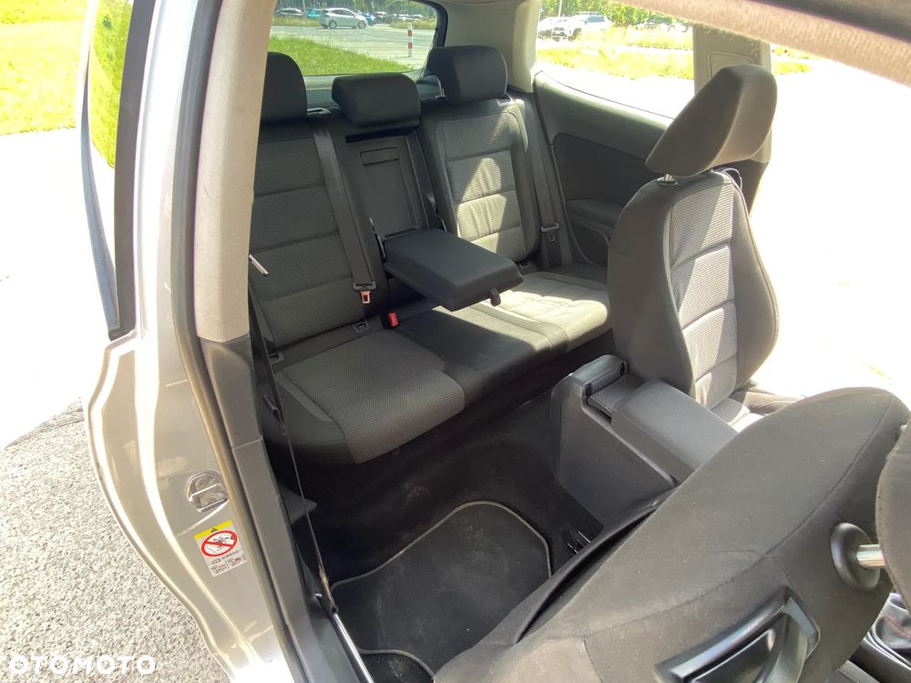 Volkswagen Golf 2.0 TDI DPF Comfortline - 19