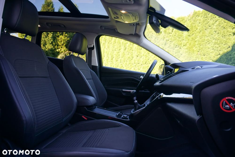 Ford Kuga - 20