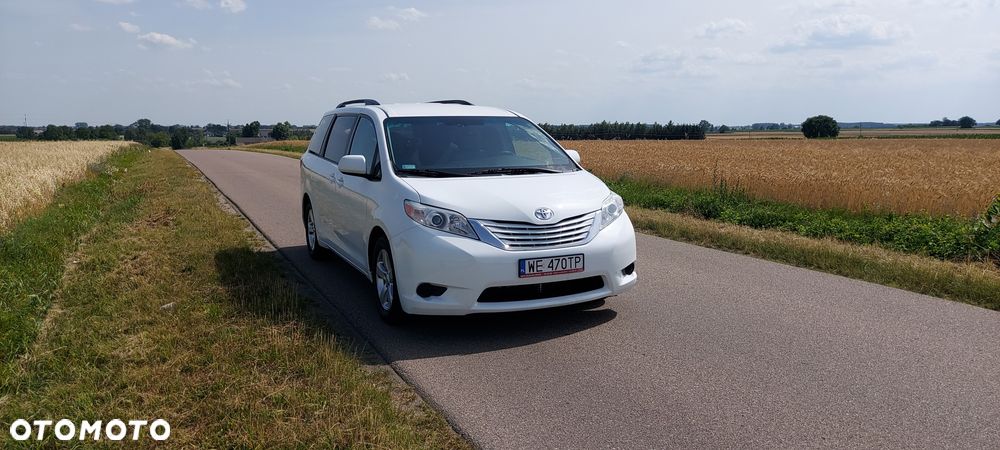 Toyota Sienna 3.5 V6 - 5
