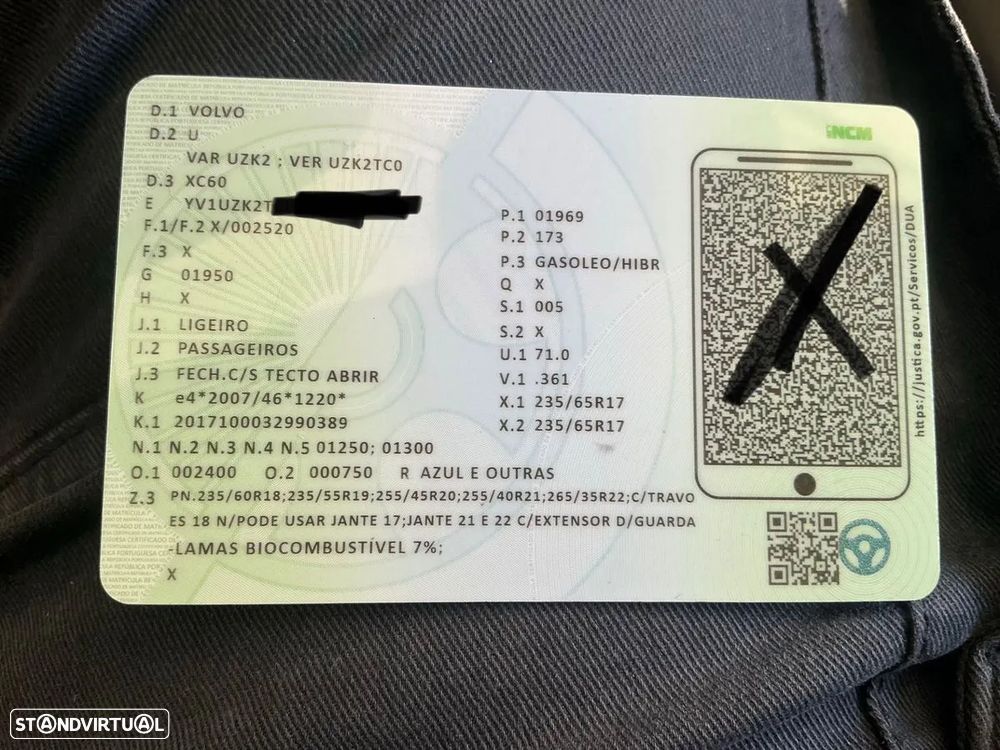 Volvo XC 60 2.0 B5 R-Design AWD - 16